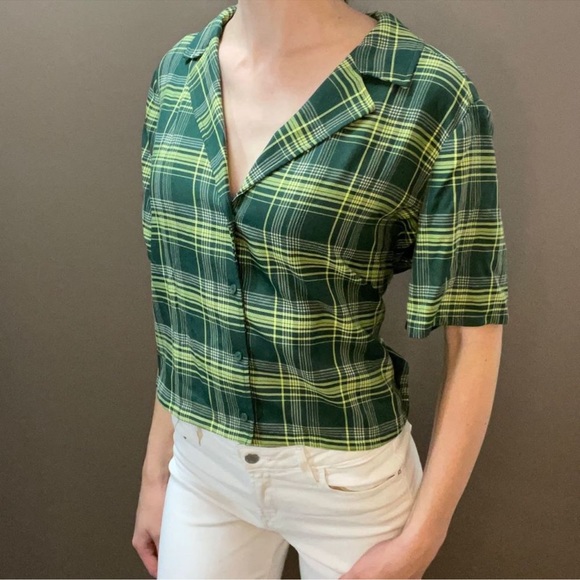 Bp plaid crop camp shirt and veronika plaid short skirt - Picture 6 of 8